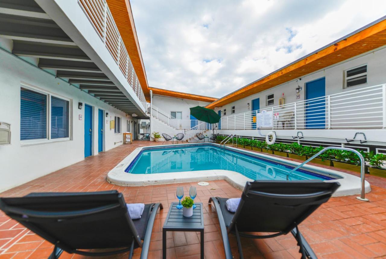 Cozy 1 Bedroom With Pool Steps From The Beach #47 할리우드 외부 사진